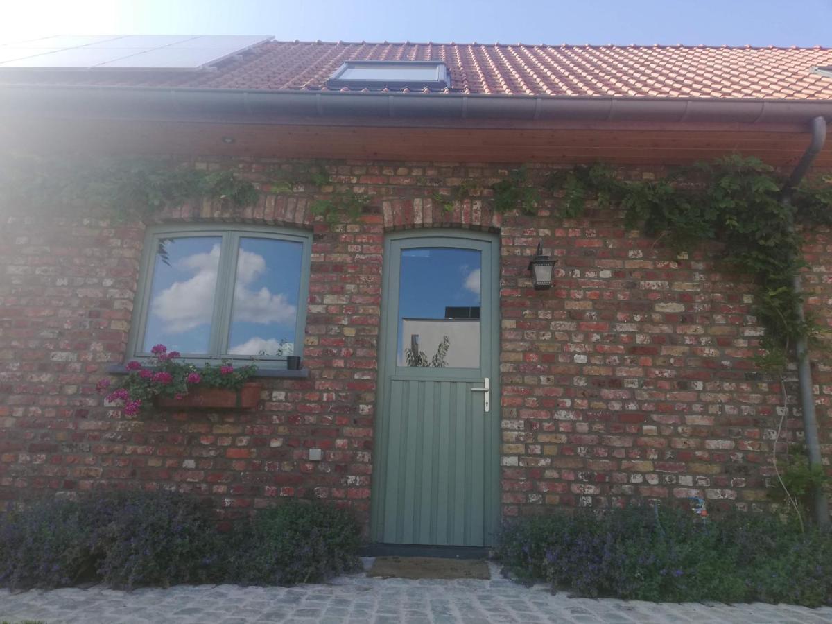 B&B Lora Langemark ภายนอก รูปภาพ